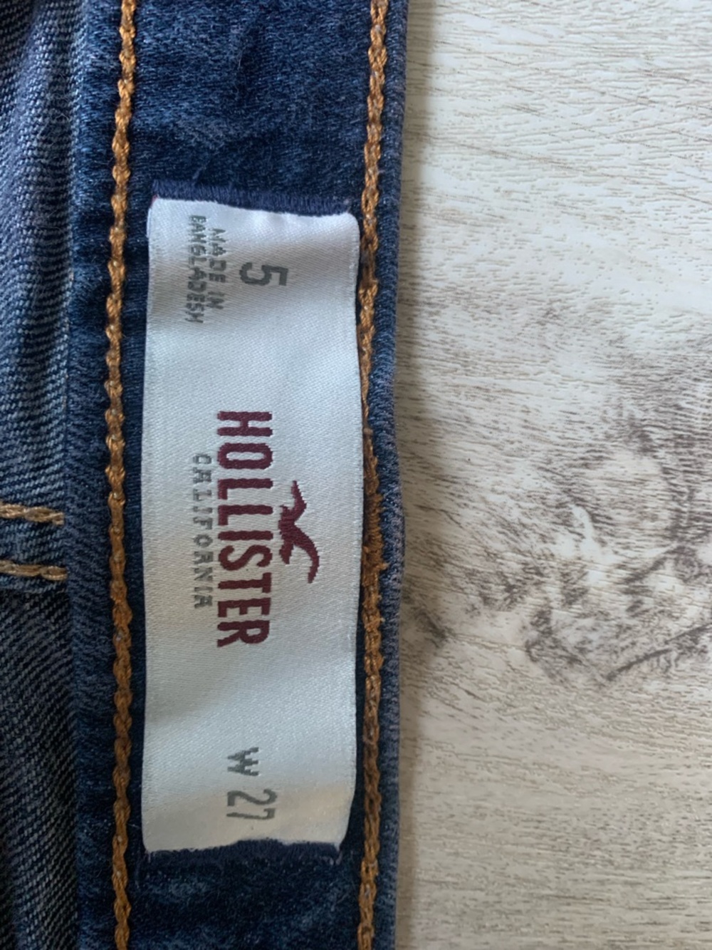 Hollister Dark Blue Denim Shorts with Contrast Stitching - Picture 2 of 9